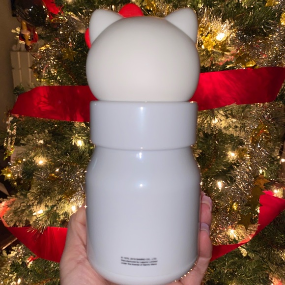 NEW HELLO KITTY STAINLESS STEEL BOTTLES. - Picture 4 of 4
